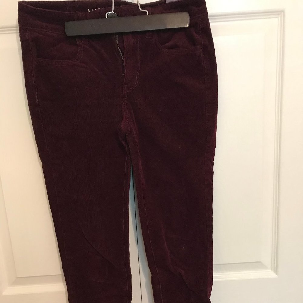American Eagle Corduroy High-Rise Jegging